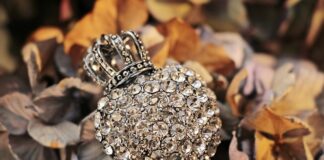 Dlaczego pękają pustaki w ogrodzeniu?