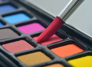 Czy warto malować płot betonowy? Czy warto malować płot betonowy?