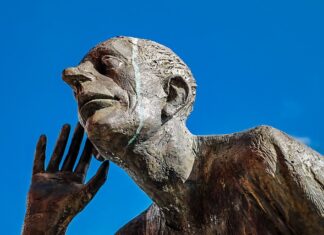 Czy mąż może podsłuchiwać żonę?