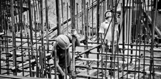 Kiedy sąsiad może wstrzymać budowę?