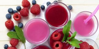 Jak zrobić borówki w czekoladzie?